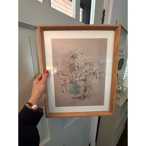 Beautiful floral picture in natural wood frame. - Picture 4 of 8